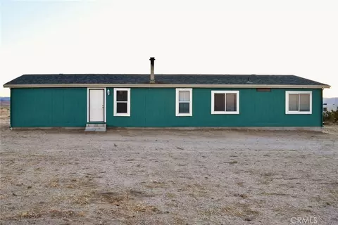 49645 Three Points Rd, Lancaster, CA 93536