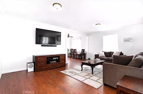 Living - 618 E 225th, Carson, CA 90745 photo 1 of 2