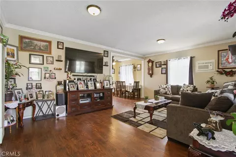 Living - 618 E 225th, Carson, CA 90745 photo 2 of 2
