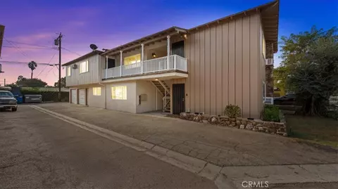 12566 Brookshire, Downey, CA 90242