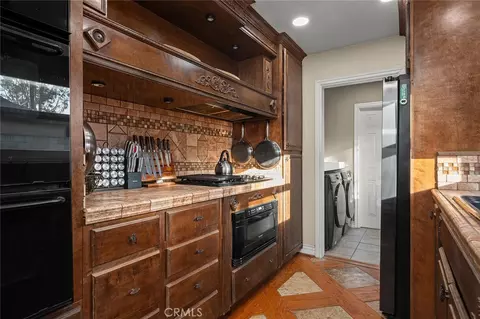 1255 Jadestone, Corona, CA 92882 photo 7