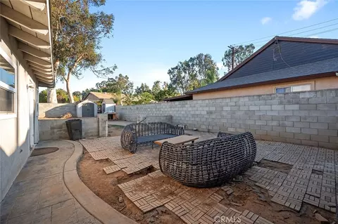 1255 Jadestone, Corona, CA 92882 photo 18