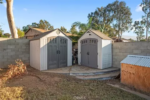 1255 Jadestone, Corona, CA 92882 photo 15