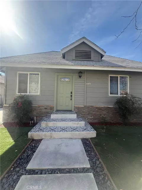 649 Sixth, San Bernardino, CA 92410