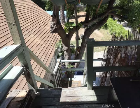 Exterior - 209 Carlton, Pasadena, CA 91103 photo 4 of 11