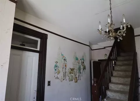 209 Carlton, Pasadena, CA 91103