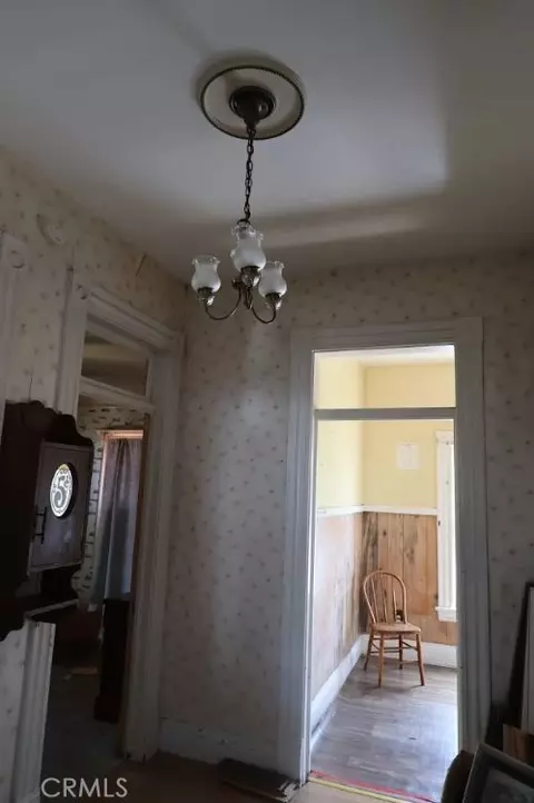 Entry Way - 209 Carlton, Pasadena, CA 91103 photo 5 of 8
