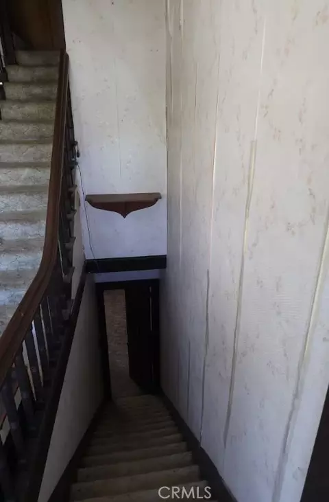 Entry Way - 209 Carlton, Pasadena, CA 91103 photo 3 of 8