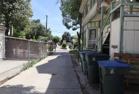 Exterior - 209 Carlton, Pasadena, CA 91103 photo 5 of 11