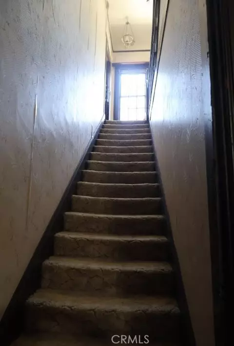 209 Carlton, Pasadena, CA 91103 photo 15