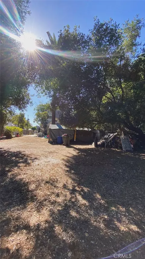 209 Carlton, Pasadena, CA 91103 photo 24