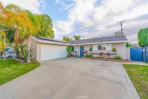5930 Los Nietos St, Buena Park, CA 90620