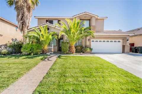 13621 Dellwood Ave, Victorville, CA 92392