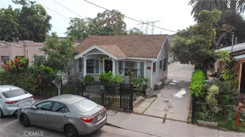 3036 W 12 Pl, Los Angeles, CA 90006