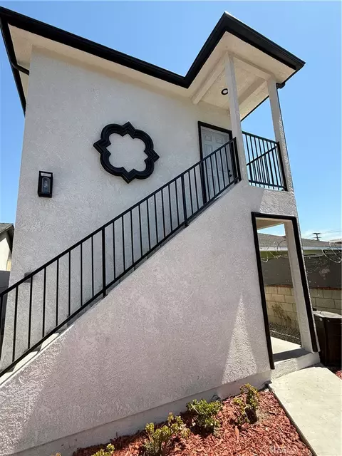 8618 Graham, Los Angeles, CA 90002