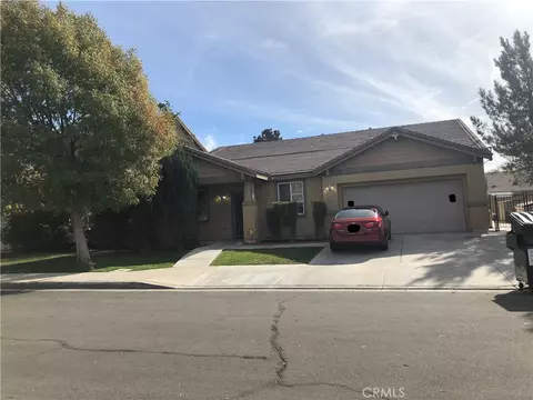 3032 W Milling St, Lancaster, CA 93536
