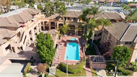 4141 Hathaway Ave #28, Long Beach, CA 90815