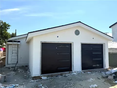 10830 Hickory, Los Angeles, CA 90059