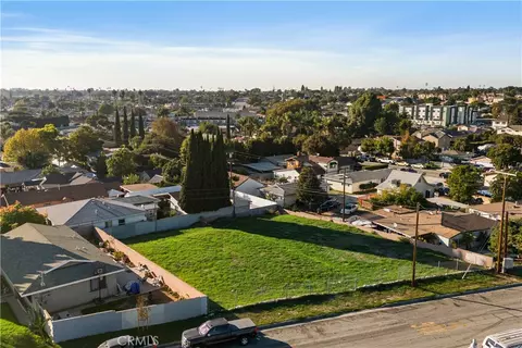 12121 Loma Dr, Whittier, CA 90604