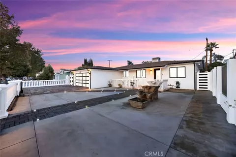 8150 Ranchito Ave, Panorama City, CA 91402