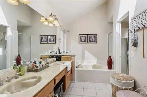 Bath - 1214 Miller Ct, Upland, CA 91784 photo 2 of 3
