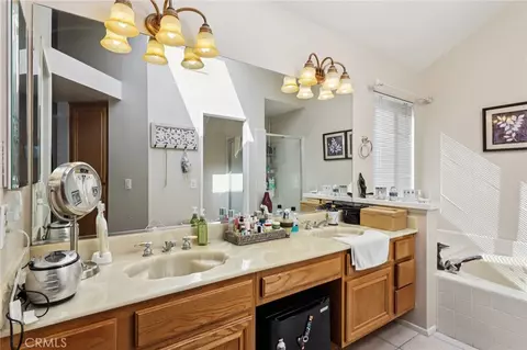 Bath - 1214 Miller Ct, Upland, CA 91784 photo 1 of 3