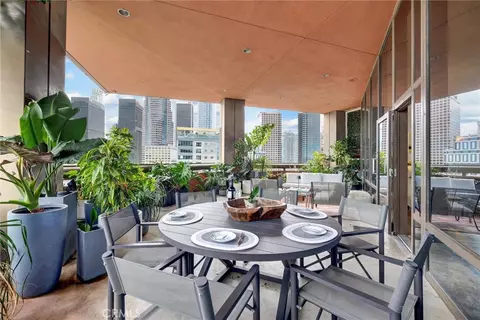 1100 Wilshire Blvd #1705, Los Angeles, CA 90017