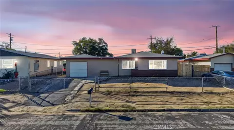 15254 Las Piedras Dr, Victorville, CA 92395