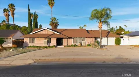27341 Meridian St, Hemet, CA 92544