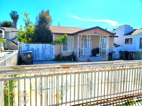 860 W 73rd St, Los Angeles, CA 90044