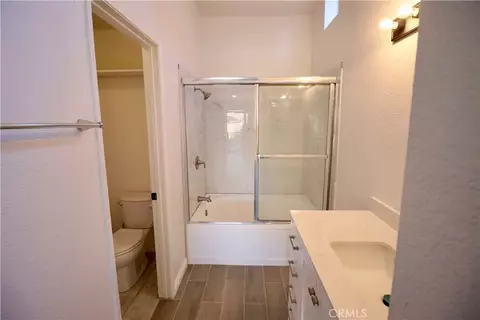 Bath - 716 Periwinkle, Perris, CA 92571 photo 1 of 4