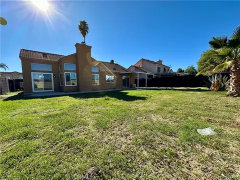 Exterior - 716 Periwinkle, Perris, CA 92571 photo 6 of 7