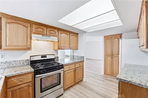 Kitchen - 338 Mildred, Perris, CA 92571 photo 3 of 3