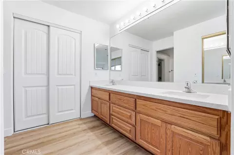 Bath - 338 Mildred, Perris, CA 92571 photo 2 of 4