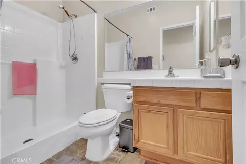 Bath - 42519 Cinnabar Ct, Lancaster, CA 93536 photo 1 of 1