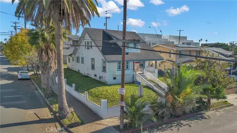 152 N Benton, Los Angeles, CA 90026