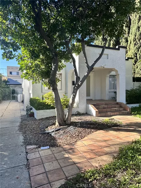 1027 N Spaulding, West Hollywood, CA 90046