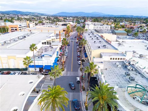 View/Area - 334 S Walnut Ave, Brea, CA 92821 photo 4 of 9