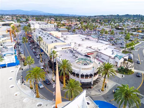 View/Area - 334 S Walnut Ave, Brea, CA 92821 photo 3 of 9