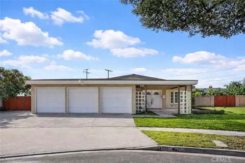 203 N Royal Pl, Anaheim, CA 92806