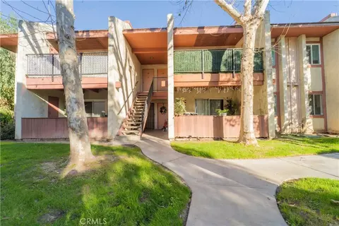 1060 S Idaho St #42, La Habra, CA 90631