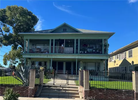 2955 Van Buren Pl, Los Angeles, CA 90007