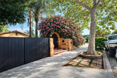 7326 Vanalden, Reseda, CA 91335