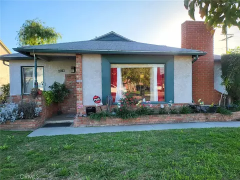 8516 Lyndora, Downey, CA 90242