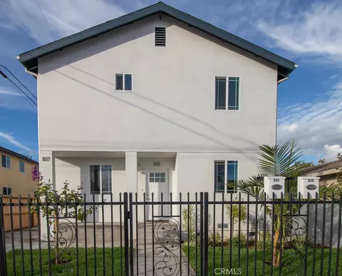 815 W G St, Wilmington, CA 90744