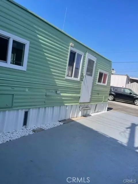 8006 Atlantic Ave #A13, Cudahy, CA 90201