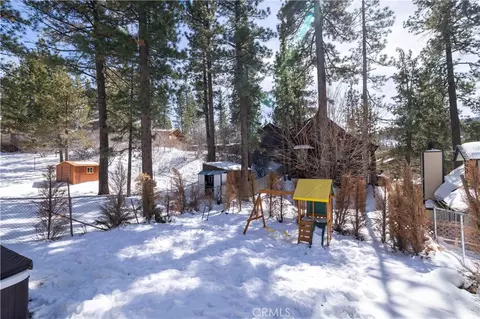 42769 Conifer Dr, Big Bear Lake, CA 92315 photo 14