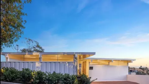 8656 Skyline, Los Angeles, CA 90046