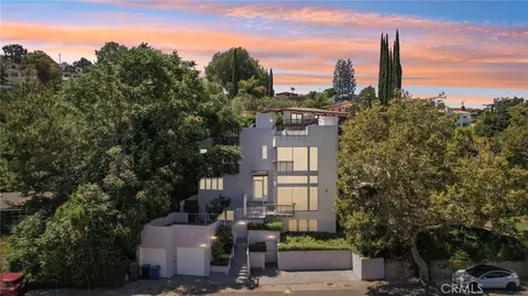 13424 Contour, Sherman Oaks, CA 91423