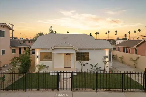 1111 W 98th St, Los Angeles, CA 90044